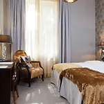 Saga Oslo, Worldhotels Crafted Hotel 4*