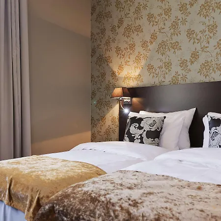 Saga Oslo, Worldhotels Crafted Отель Осло