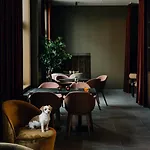 Saga Oslo, Worldhotels Crafted Hotel 4*